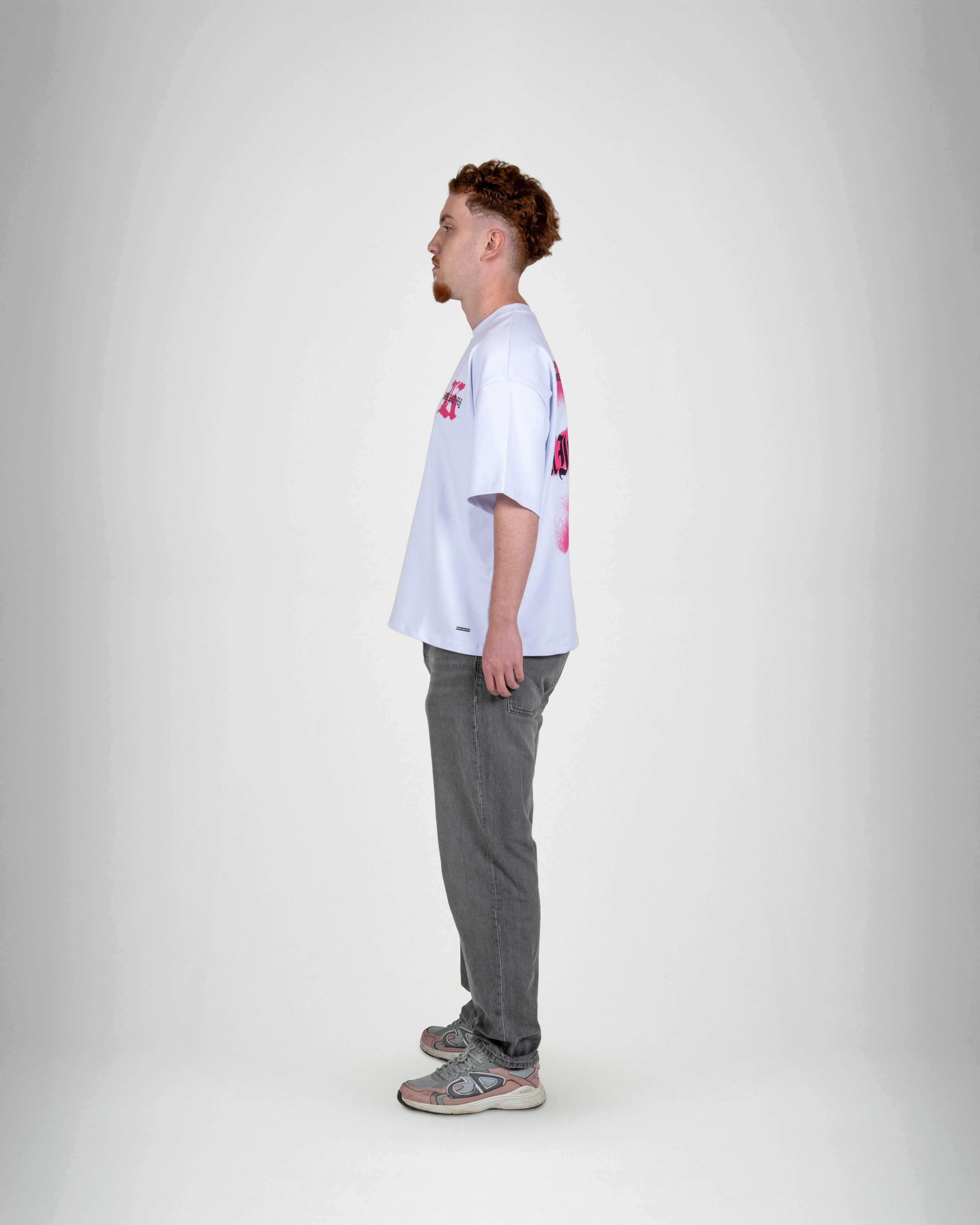 Ghost Spray White Tee - KISS AND FLY Clothing