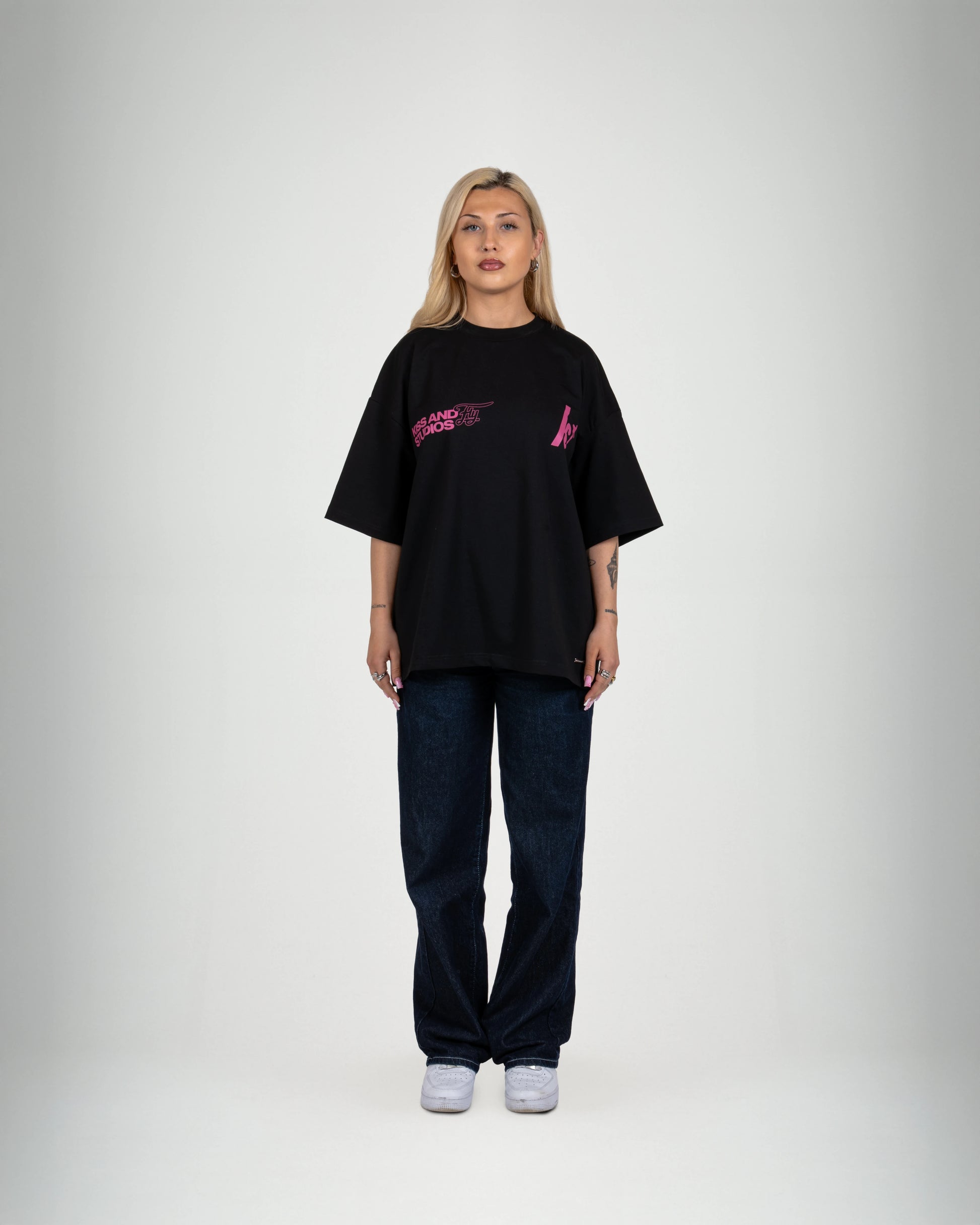 Kiss Your Love Tee - KISS AND FLY Clothing