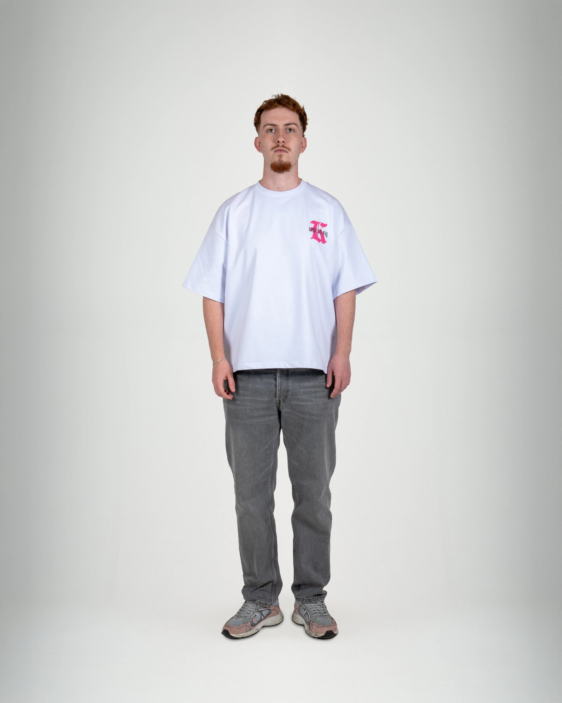 Ghost Spray White Tee - KISS AND FLY Clothing