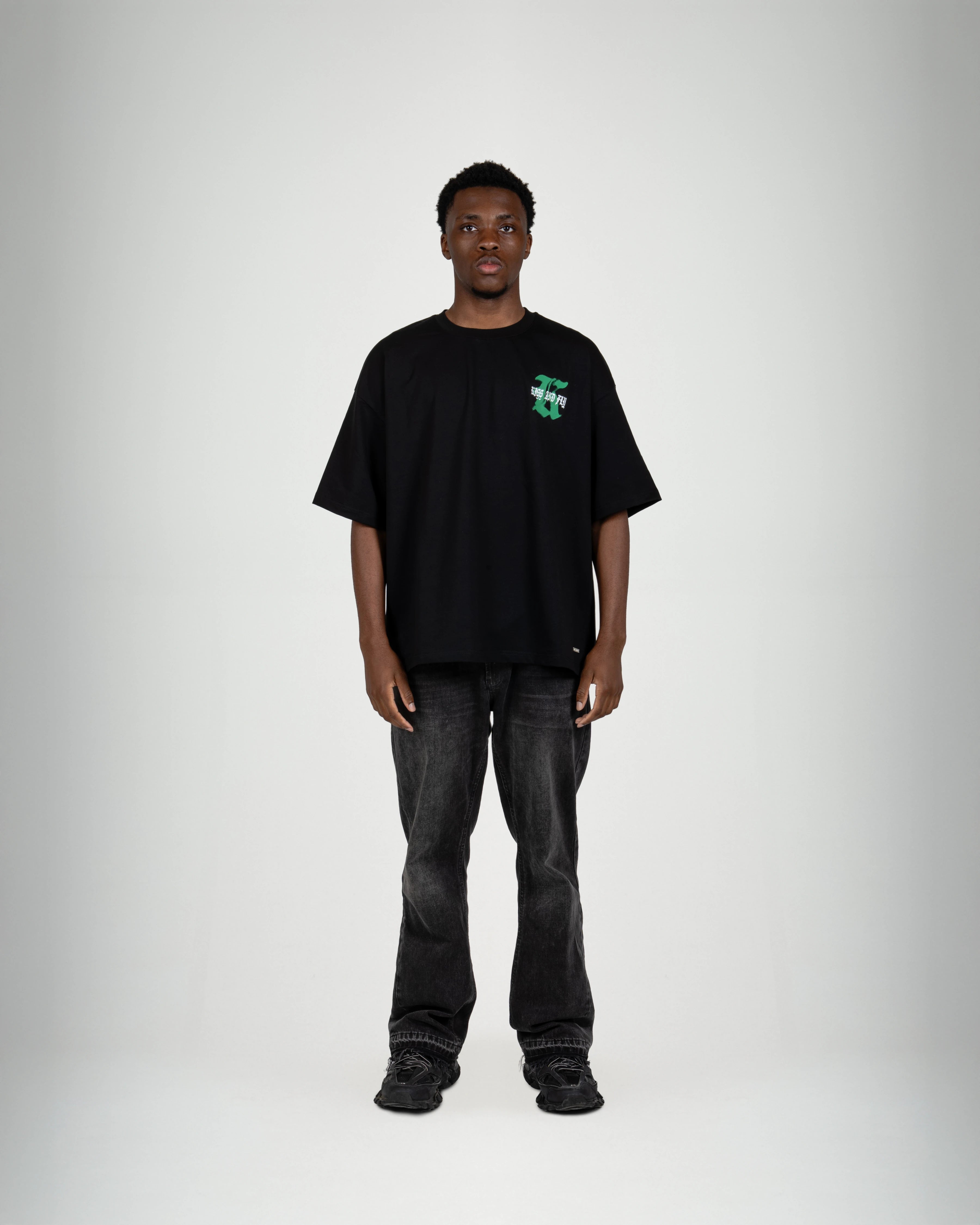 Ghost Spray Black Tee - KISS AND FLY Clothing