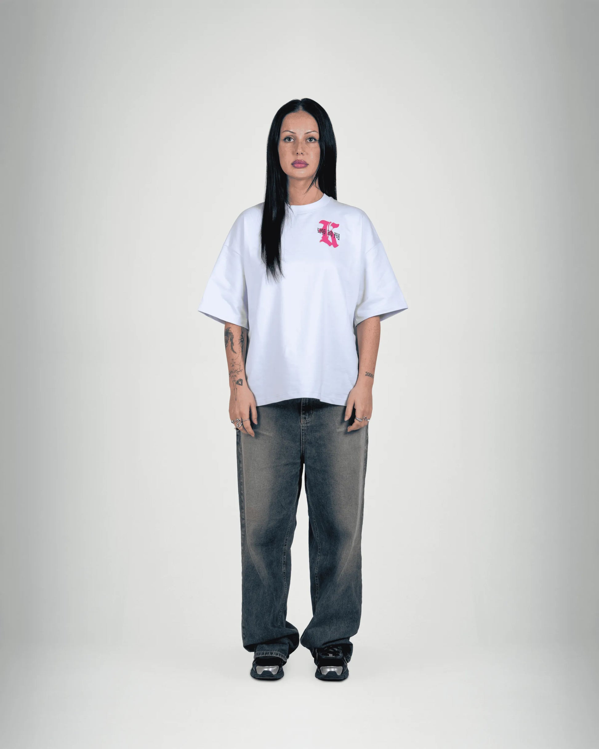 Ghost Spray White Tee - KISS AND FLY Clothing